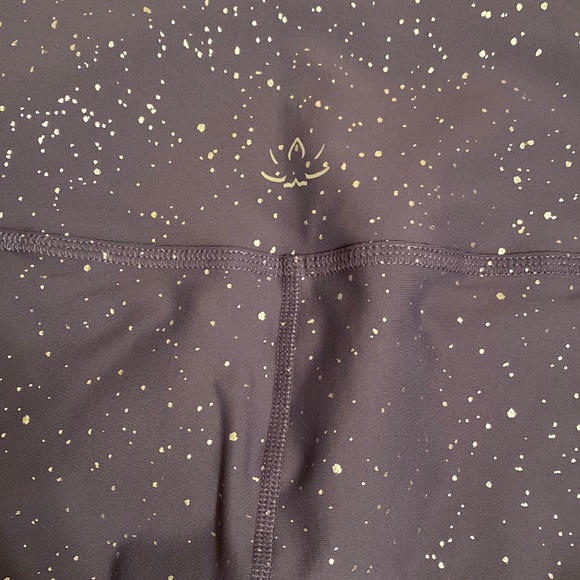 Beyond Yoga High Waisted Alloy Ombre Midi Leggings - Picture 12 of 14